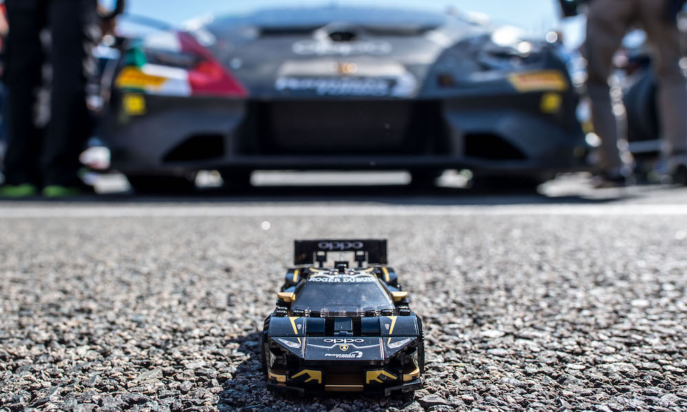 The LEGO Speed Champions Lamborghini Huracan Super Trofeo Evo, alongside it's real life counterpart