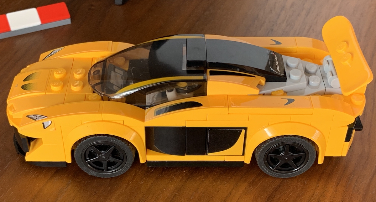 The side profile of the LEGO Speed Champions McLaren P1. The side profiling of the car goes a little high for my tastes, I'd rather have kept it lower overall - the indents near the front arches are a nice detail. These are the five spoke rims available in the set, my personal preference.