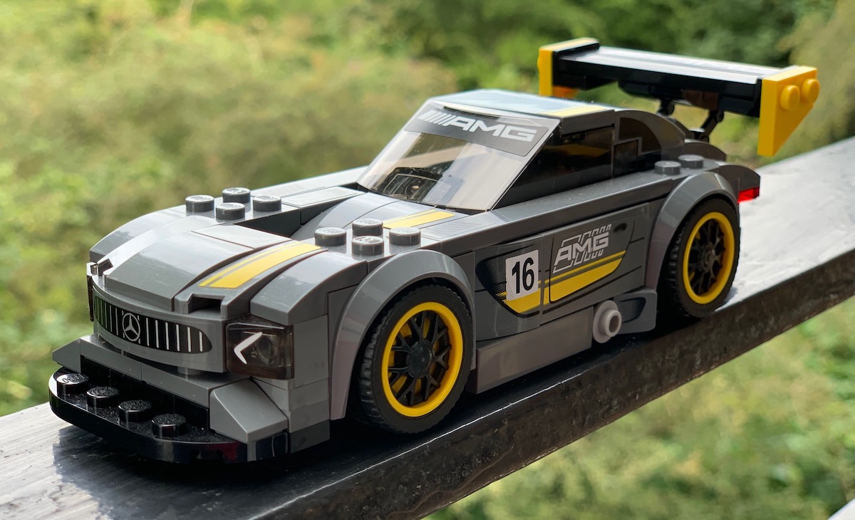 Speed Champions Mercedes AMG GT3 Racecar, set 75877. This grey/yellow/black livery, matching the launch colors of the actual car looks great on the model.